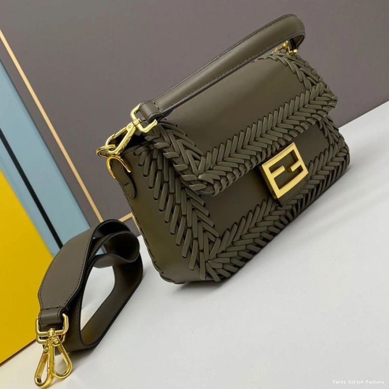 Affordable HOT Medium Baguette Stitching Green In Bag Leather Fendi 0730